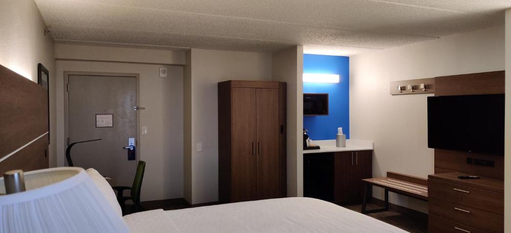 Standard King Room with Sofa Bed interior